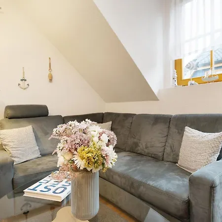 Sommerbrise Schonberger Strand